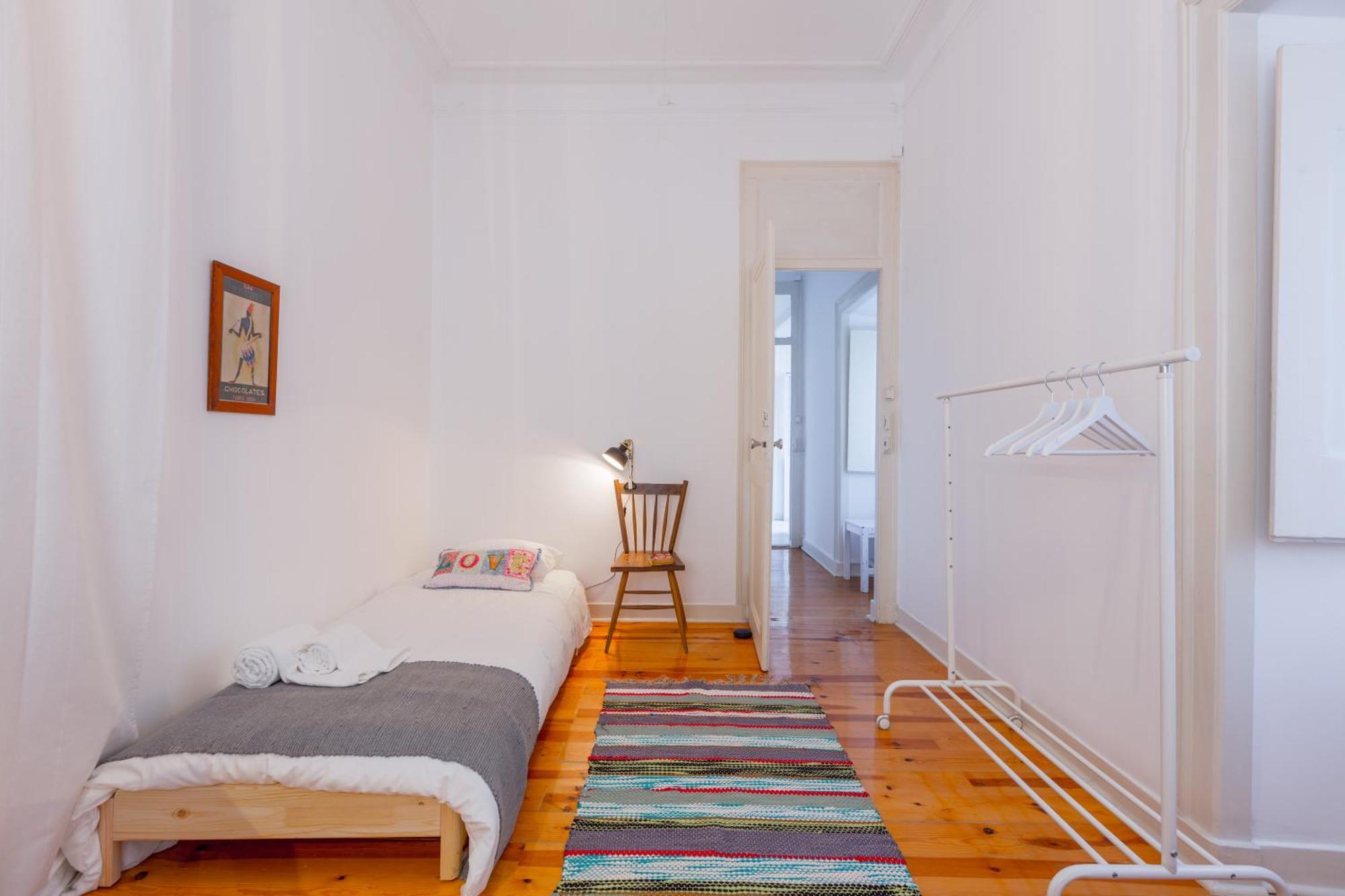 Spacious, Bright And Sunny Apartment, By Timecooler リスボン エクステリア 写真