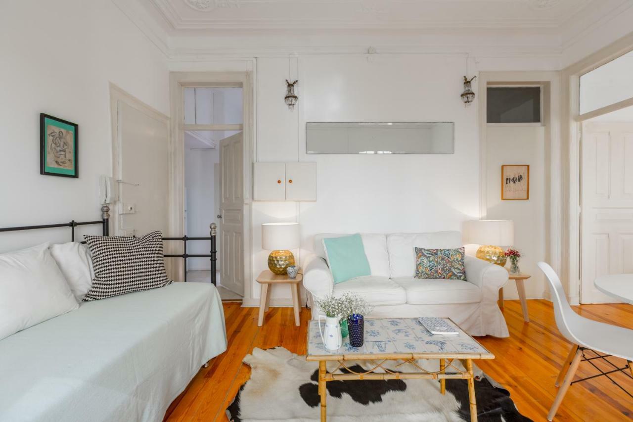 Spacious, Bright And Sunny Apartment, By Timecooler リスボン エクステリア 写真